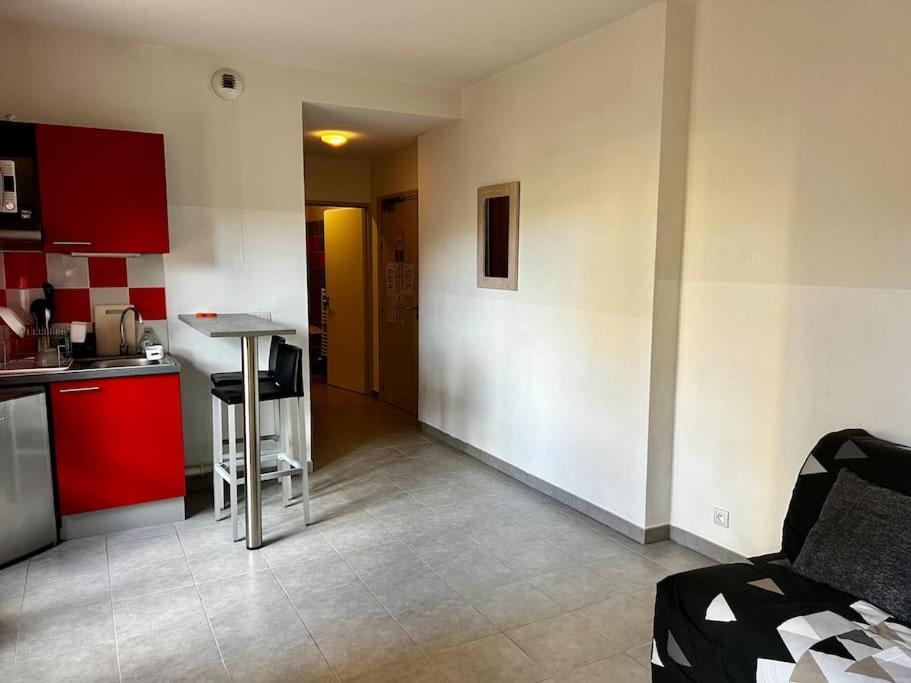 Apartament Le Sacramento Juvignac Zewnętrze zdjęcie